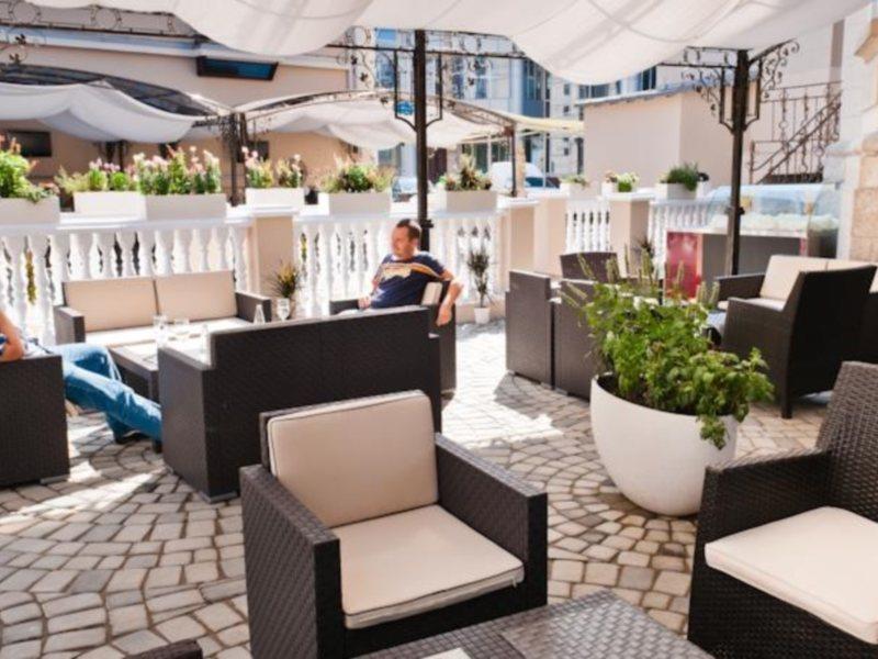 Vigo Grand Hotel Ploieşti Dış mekan fotoğraf